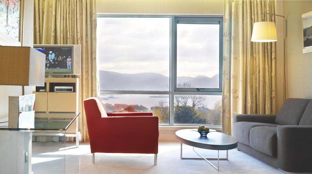 Aghadoe Heights Hotel & Spa Cill Airne Kültér fotó A room at the hospital