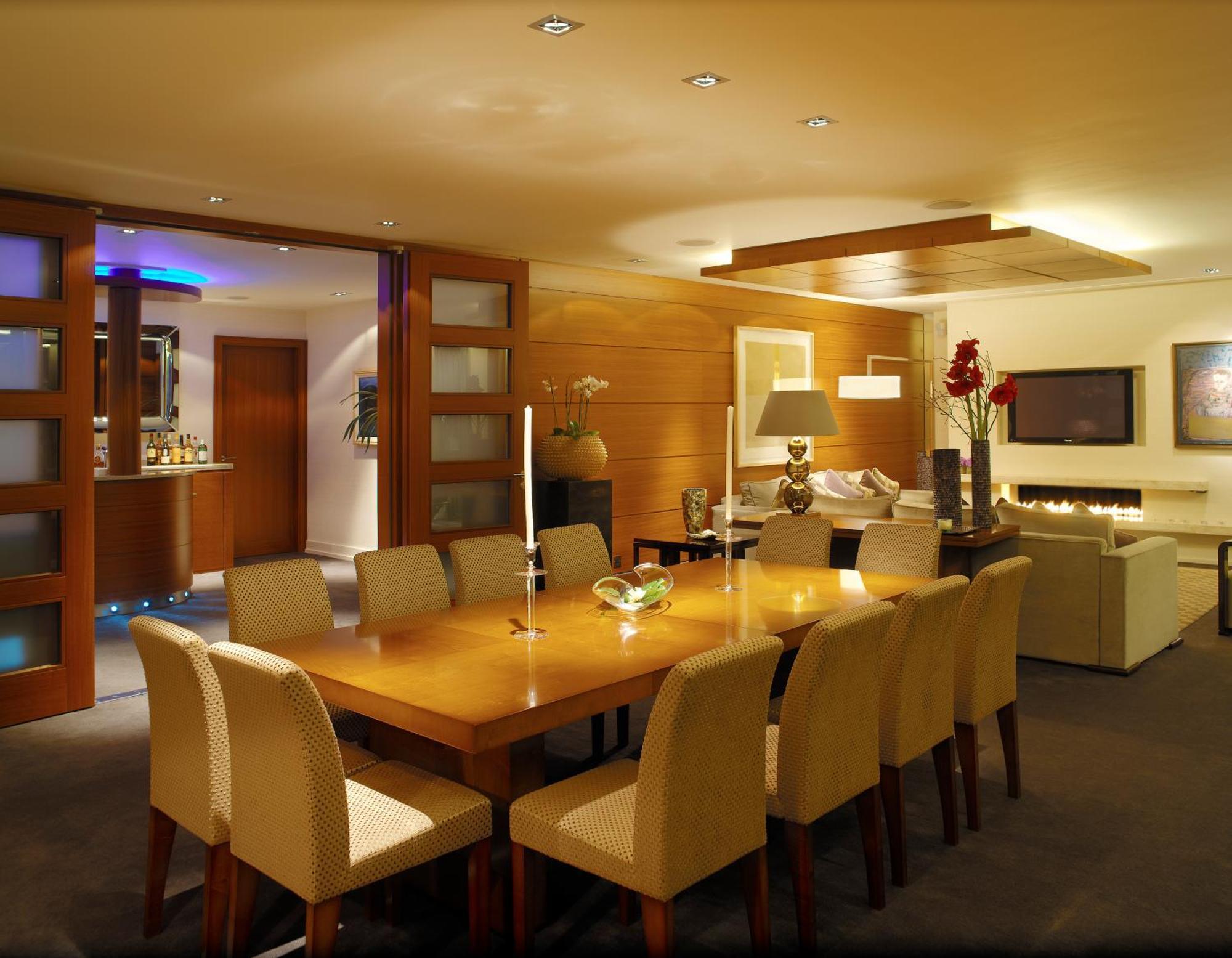 Aghadoe Heights Hotel & Spa Cill Airne Szoba fotó The interior of the British Airways Concorde Room