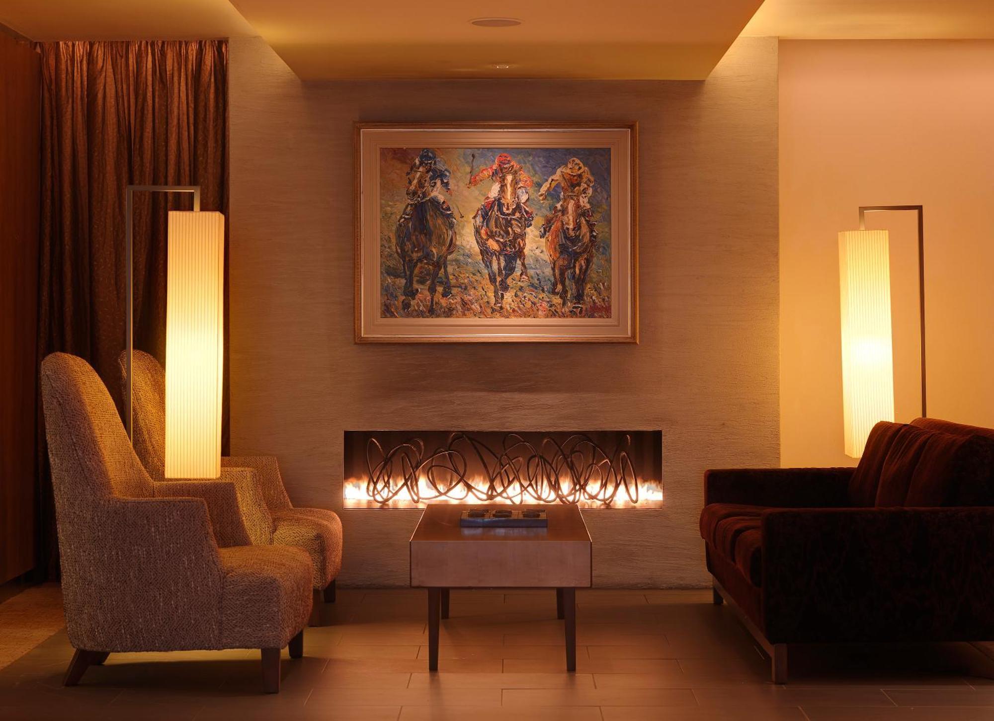 Aghadoe Heights Hotel & Spa Cill Airne Beltér fotó A fireplace in a living room