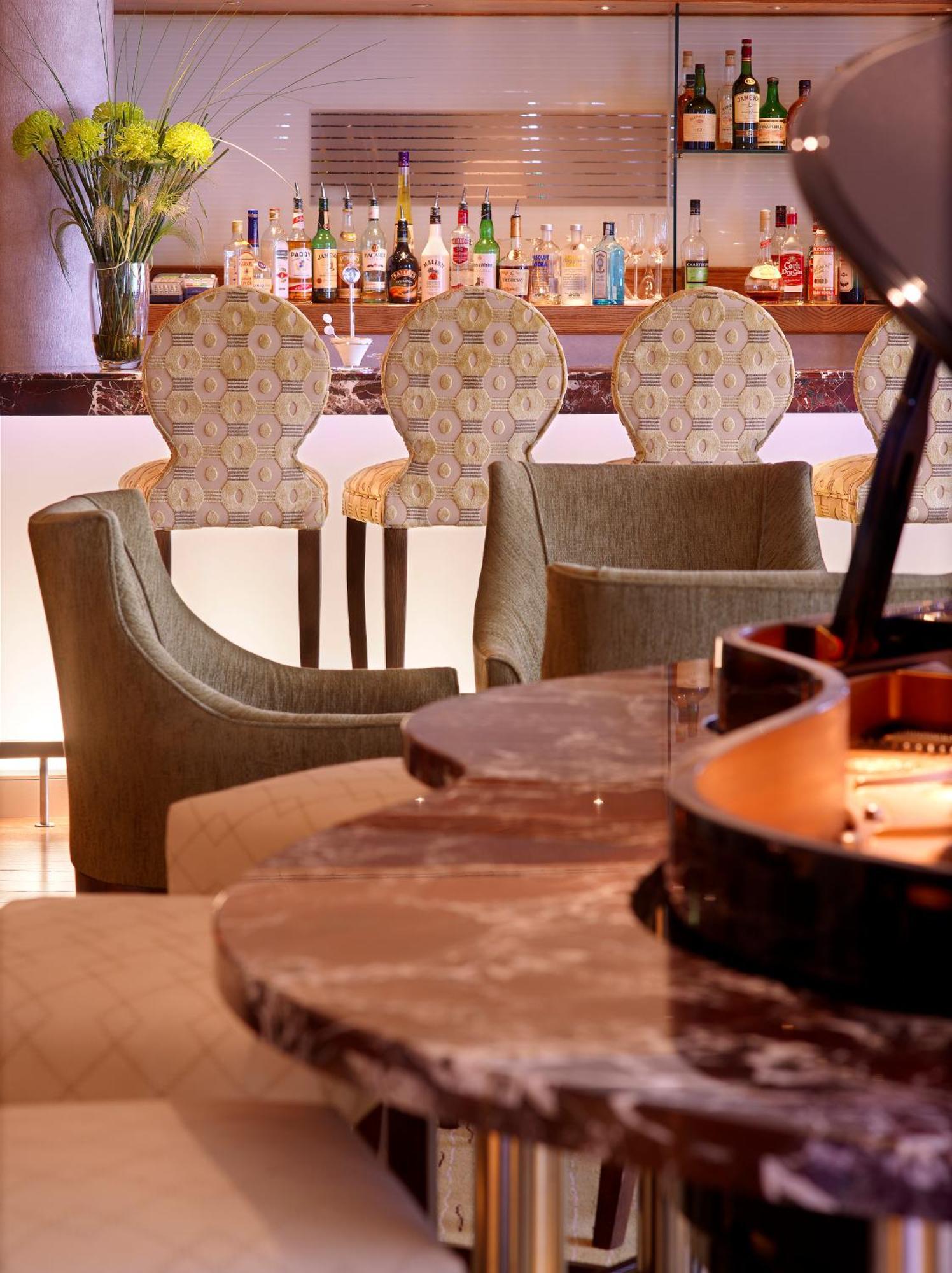 Aghadoe Heights Hotel & Spa Cill Airne Kültér fotó The bar at the hotel