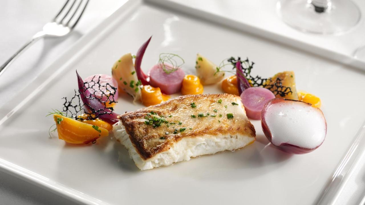 Aghadoe Heights Hotel & Spa Cill Airne Kültér fotó A modern French dish